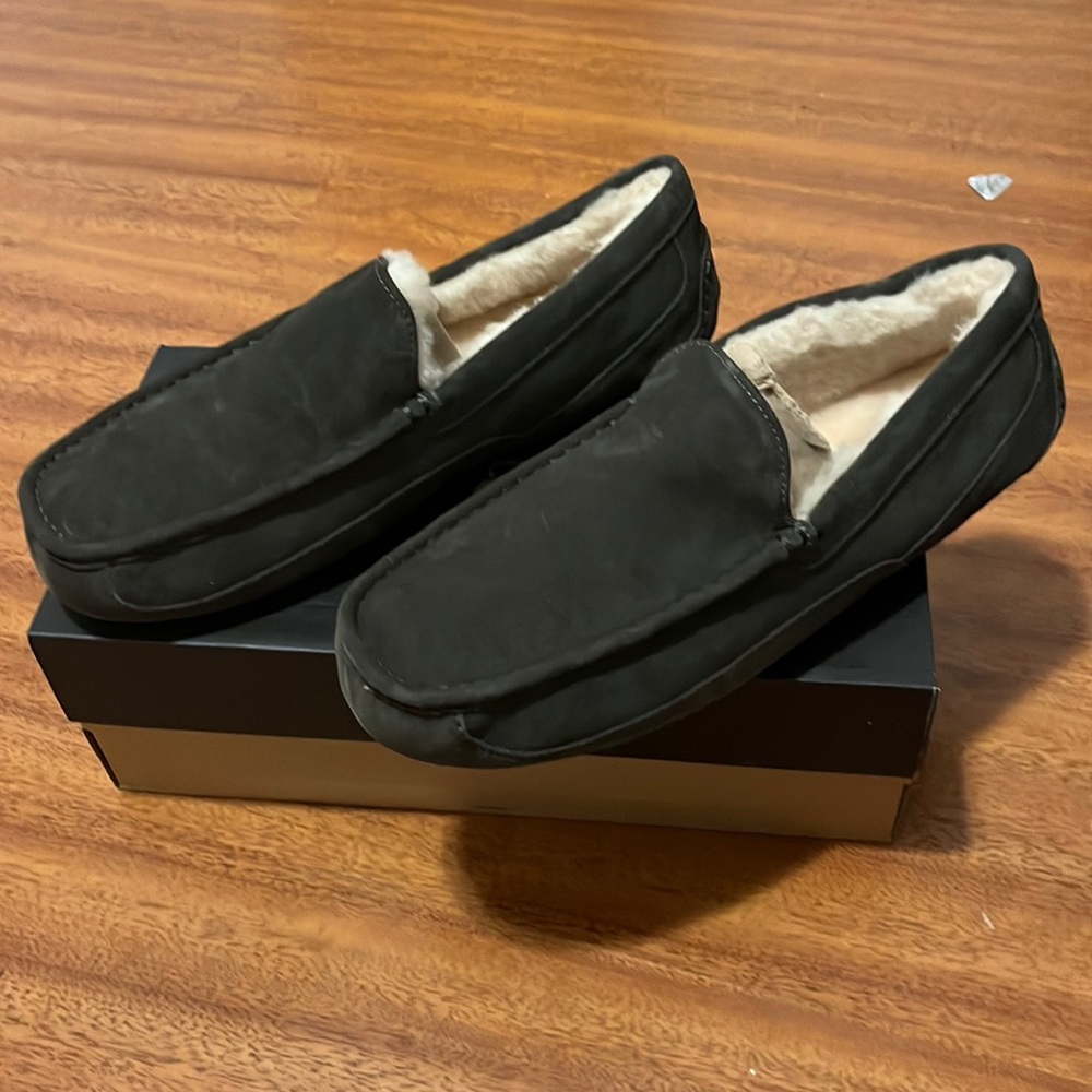 Ugg slippers